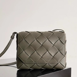 보테가 베네타 디아고 백